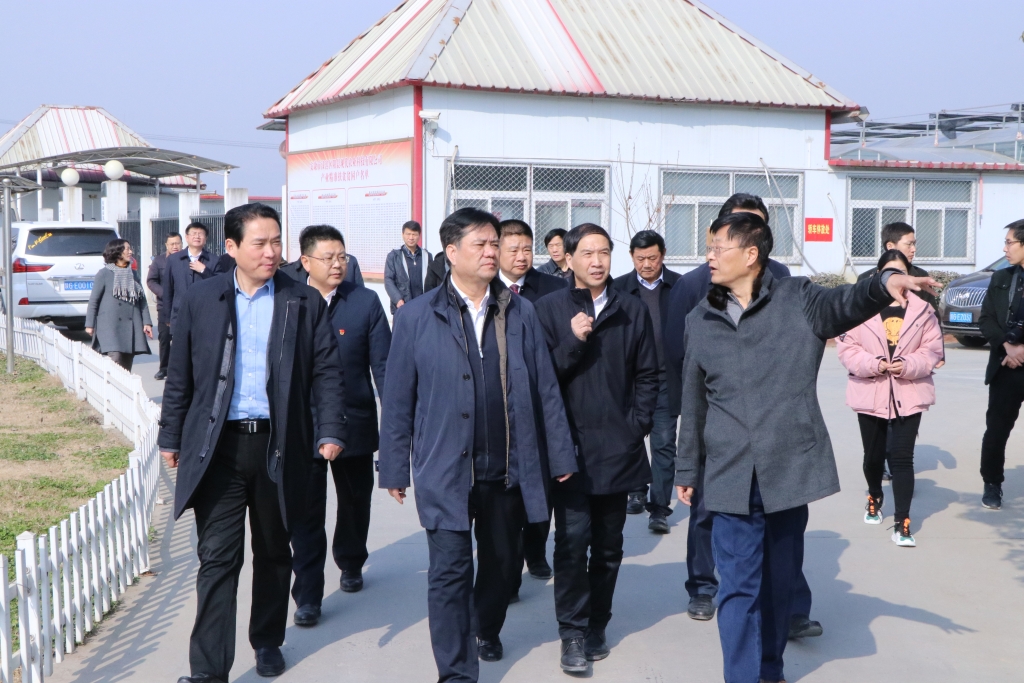 民盟中央副主席、副省長張道宏